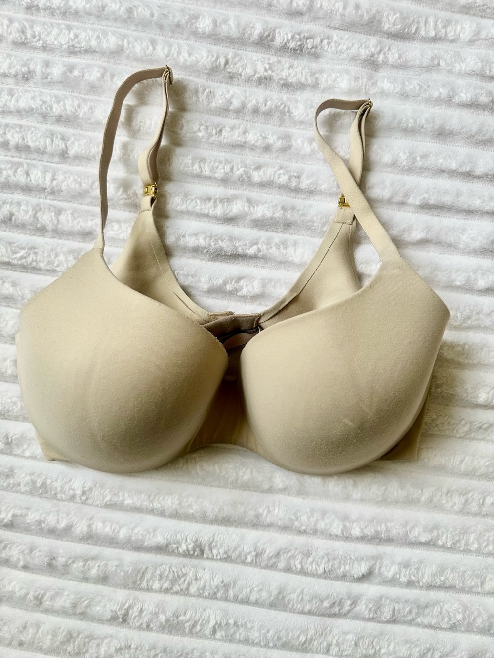 Victoria's Secret Incredible Smooth Beige T-Shirt Bra